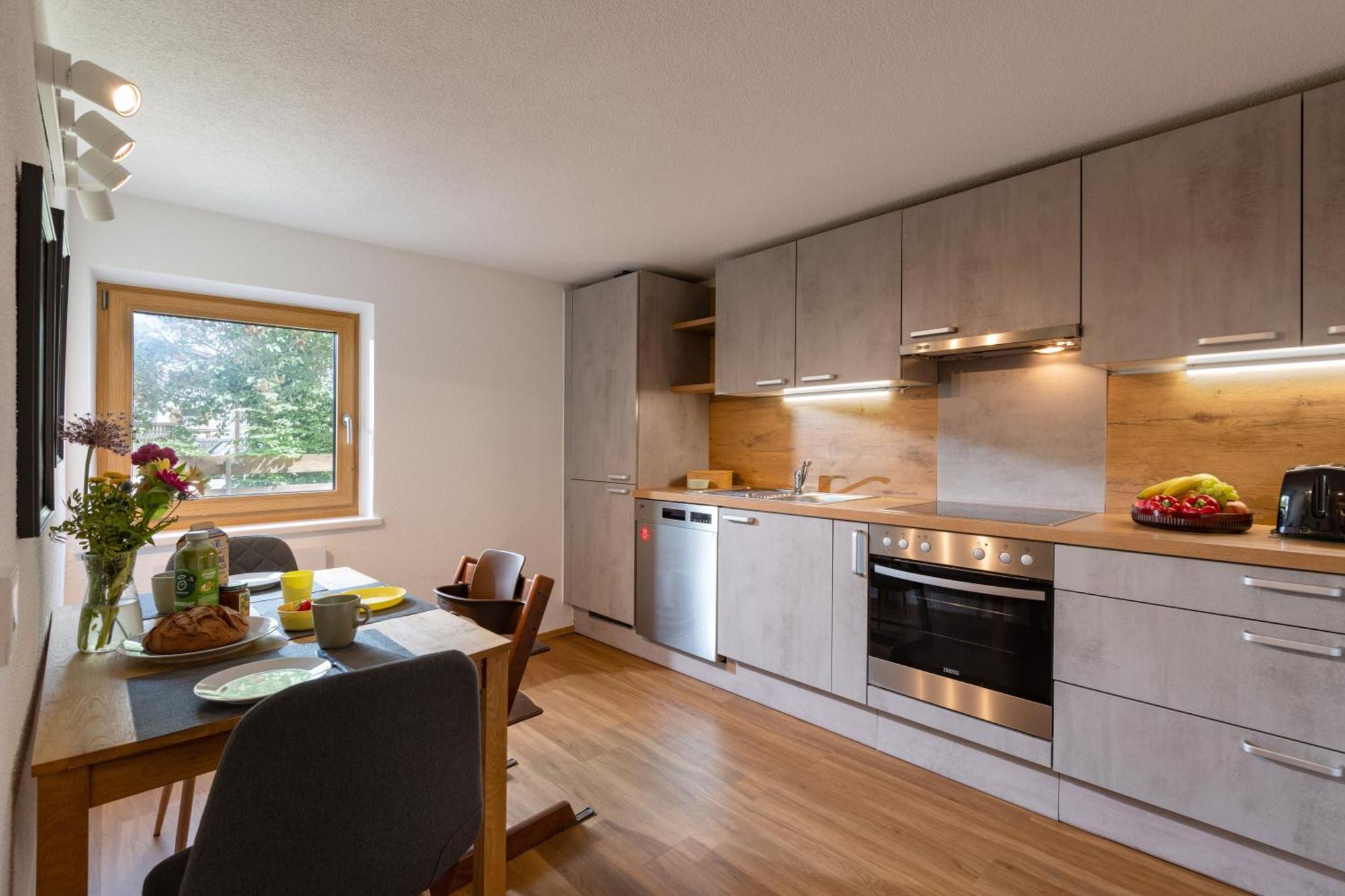 Modernes Apartment - 3 Schlafzimmer - 2 Kostenlose Parkplaetze Fügen Eksteriør billede
